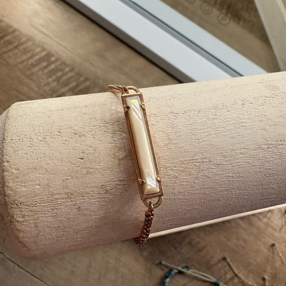 Kendra Scott RosevGold and Cream Bracelet